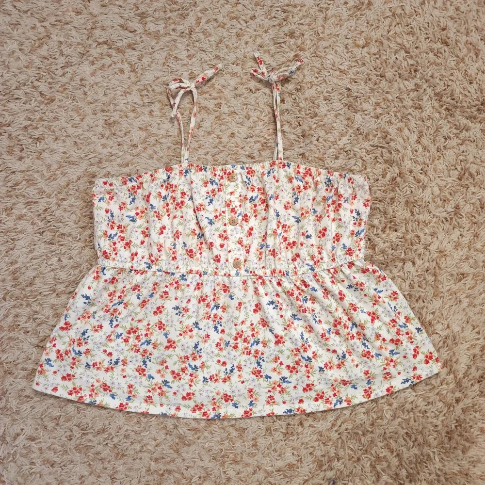 OshKosh B'gosh Peplum Top Girls 14 White Floral Tie Strap Faux Button Camisole
